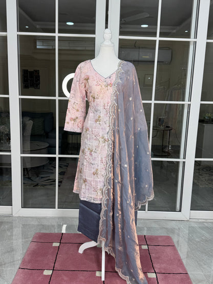 PASTEL PINK STITCHED HAND EMBROIDERED SUIT