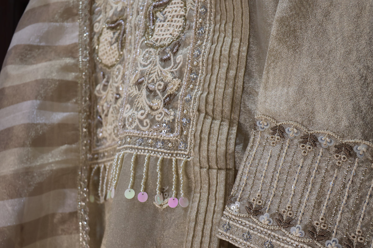 CHAMPAGNE LUXE ORGANZA STITCHED SUIT SET