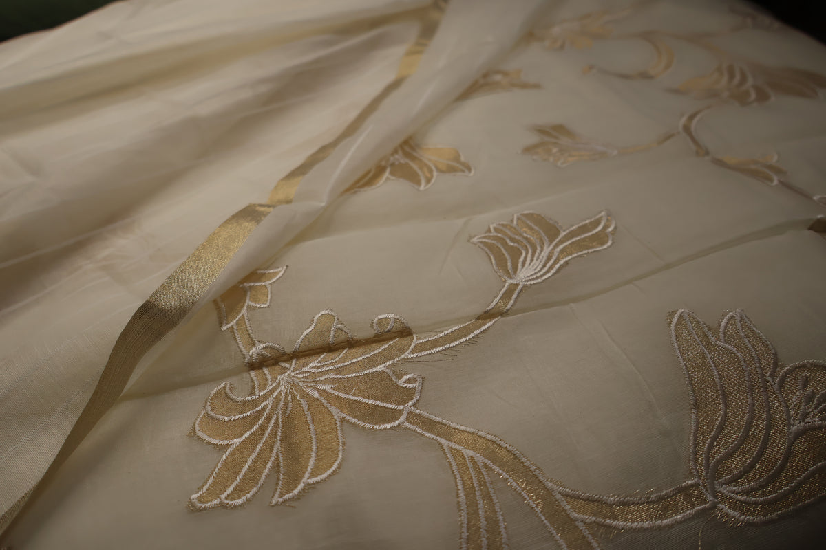 IVORY ELEGANCE COTTON UNSTITCHED SUIT SET