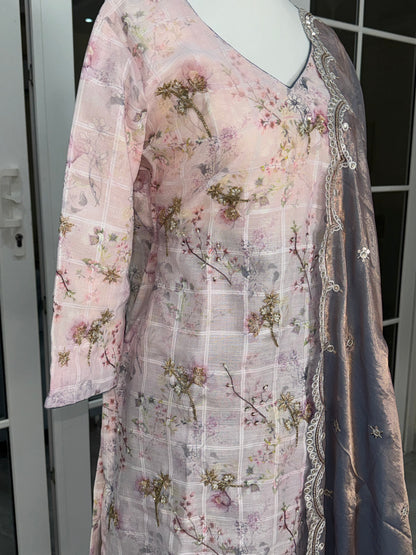PASTEL PINK STITCHED HAND EMBROIDERED SUIT