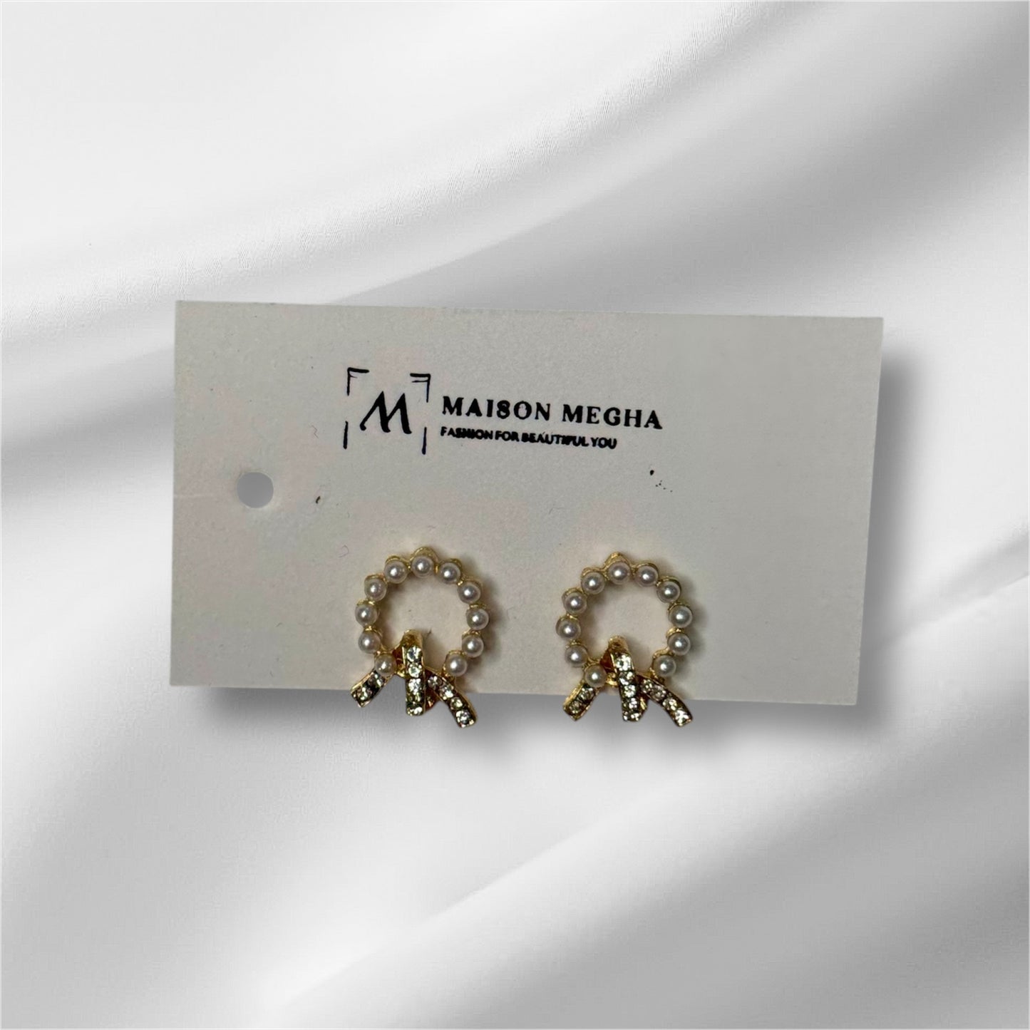 Delicate earrings